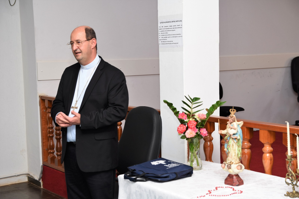 VISITA DO BISPO À CÂMARA