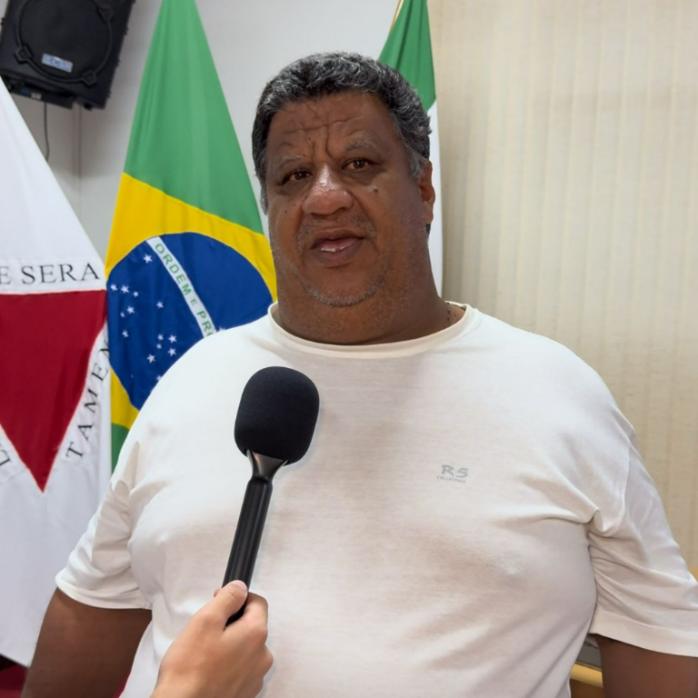 Clebinho propõe mudança de local e melhorias na estrutura do posto de correio de Albert Isaacson