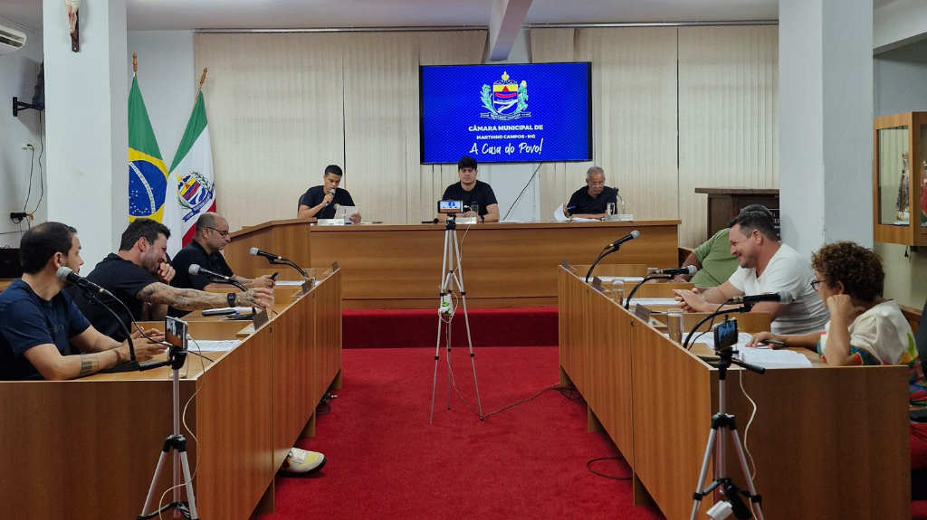 Segurança no trânsito, transporte estudantil e manutenção de ruas: confira o resumo da 27ª Reunião Ordinária