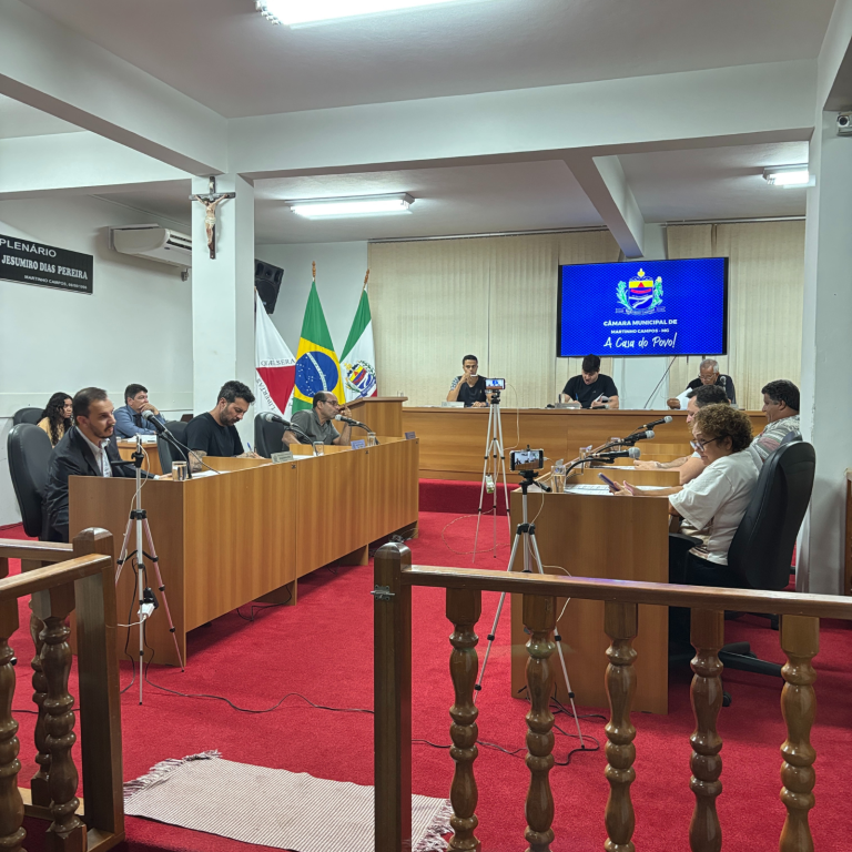 Debates e reconhecimentos marcam a 31ª Reunião Ordinária da Câmara Municipal